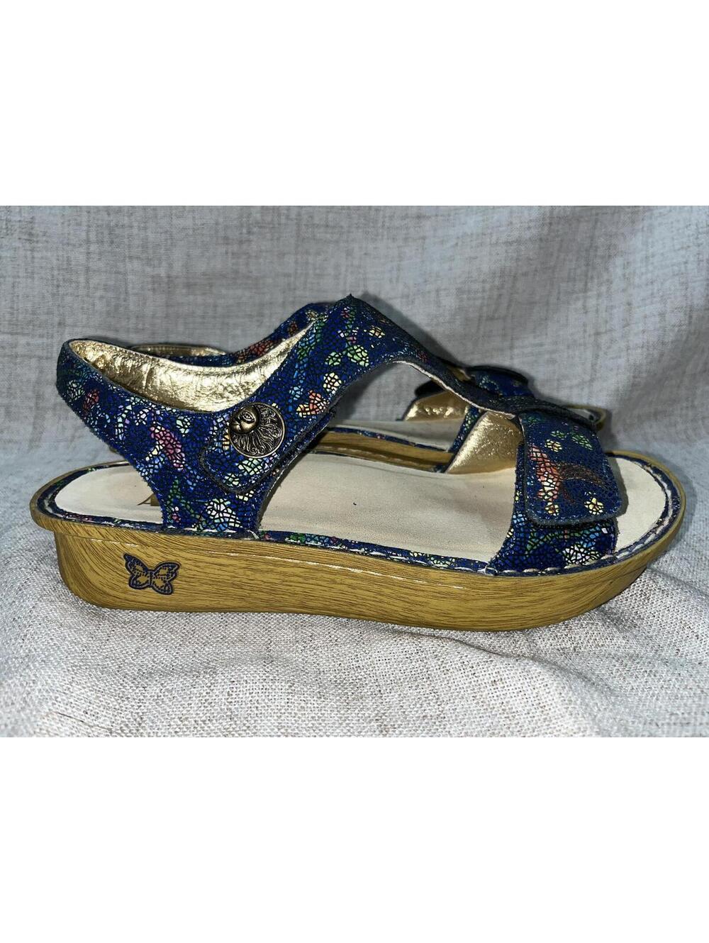 Alegria Kelli Sandal Parrots Birds Tropical EUC 40